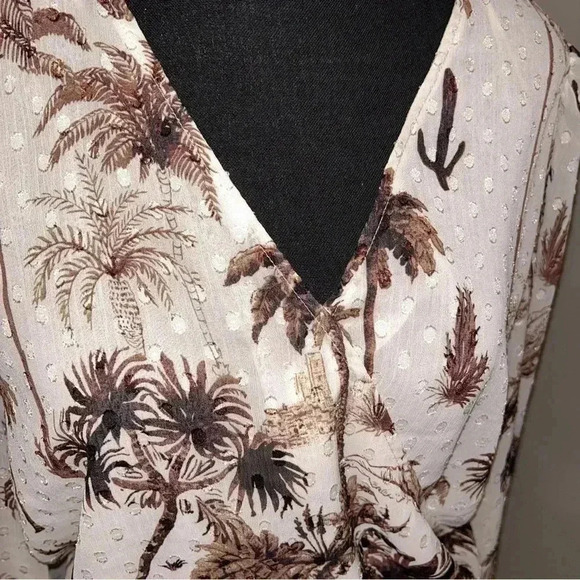 Joie  - Palm Desert Cactus Print Faux Wrap Blouson Sleeve Blouse - Picture 4 of 6